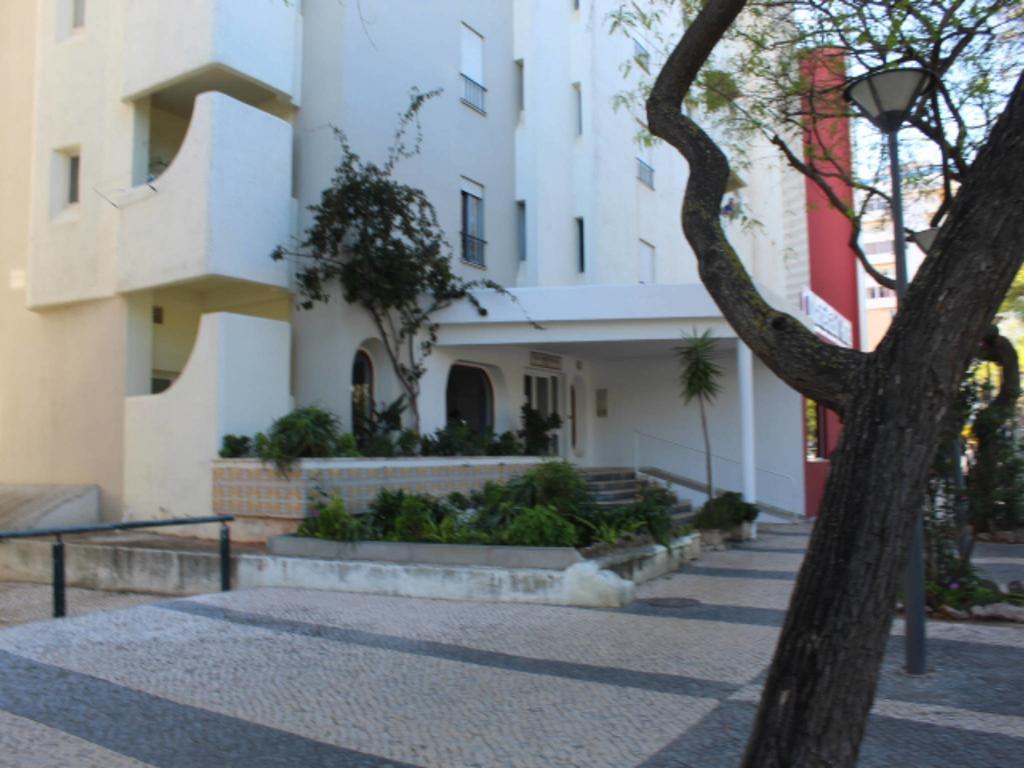 Apartamento Quarteira T1 Екстериор снимка